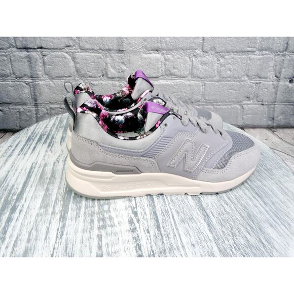 New Balance  997H Classics Gray/Floral	Women Size 6 New In Box - Picture 5 of 8